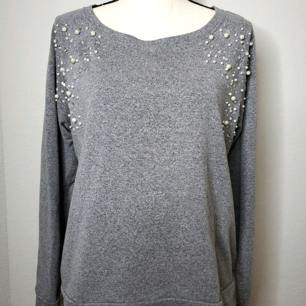 Bling and pearl Sweatshirt